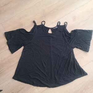 Black Small Cold Shoulder Half Sleeve Blouse EUC White Birch